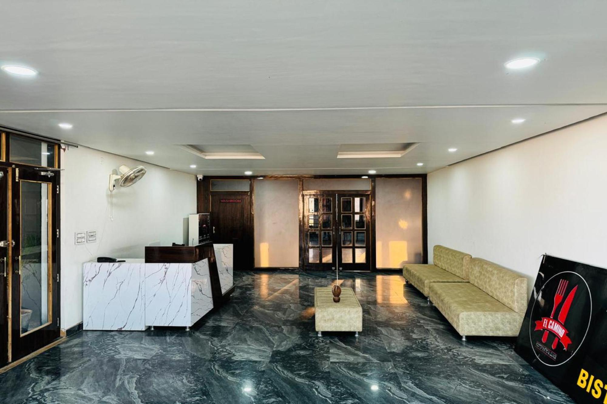Hotel Eagle Inn Udaipur Exterior photo